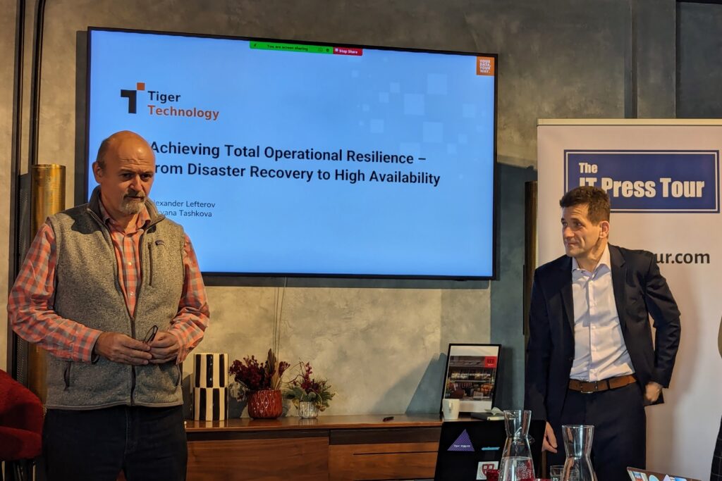 Philippe Nicholas, Organisator ITPT und Alexander Lefterov, CEO Tiger Technologies